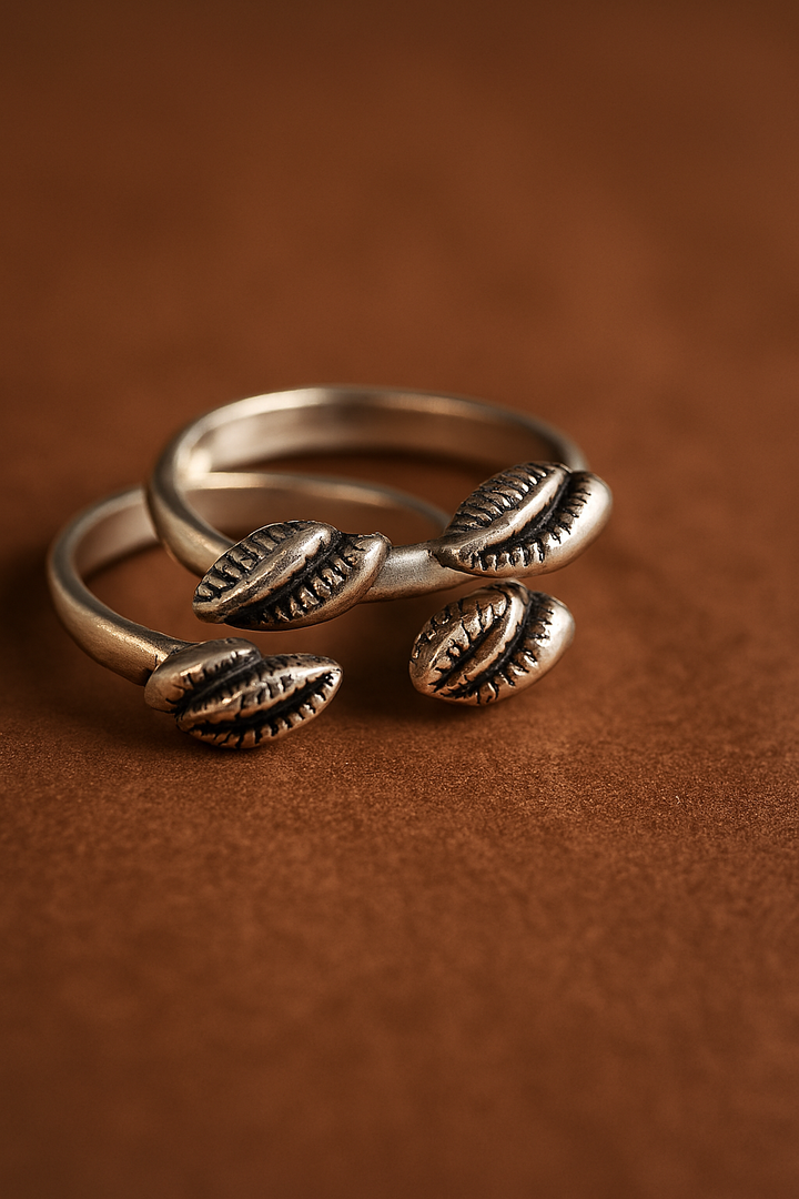 “Floral Band Toe Ring”
