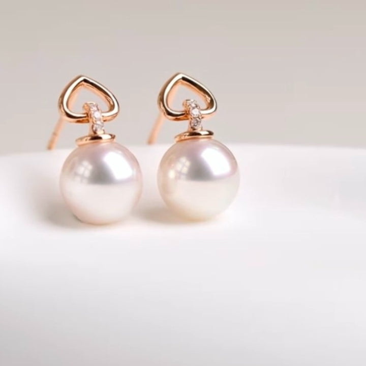 Vermora Pearl Amour Studs