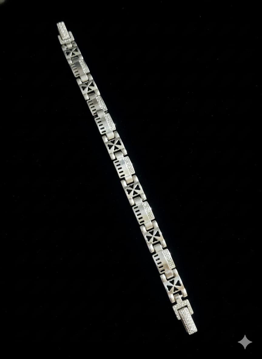 Regalia Silver Link Bracelet