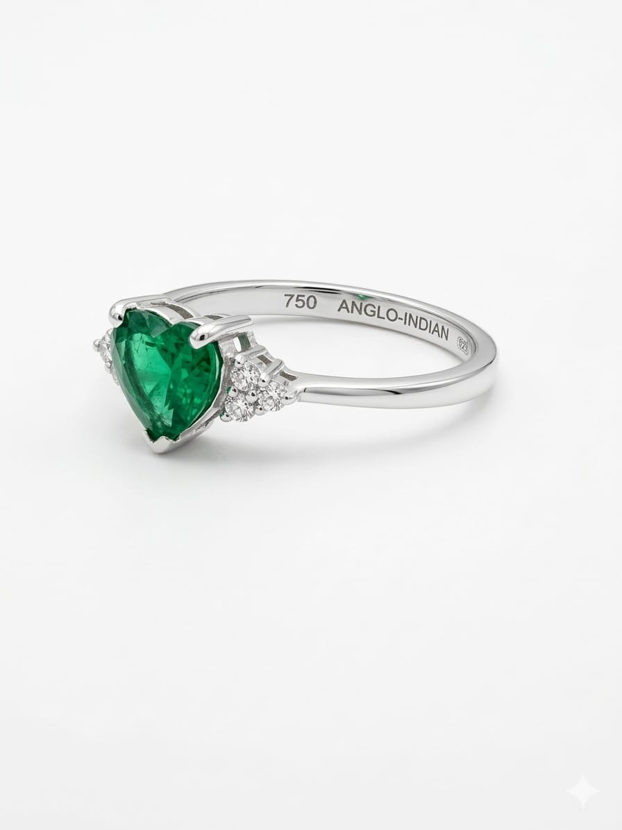 Romantic Heart-Cut Green Gemstone Ring for Women